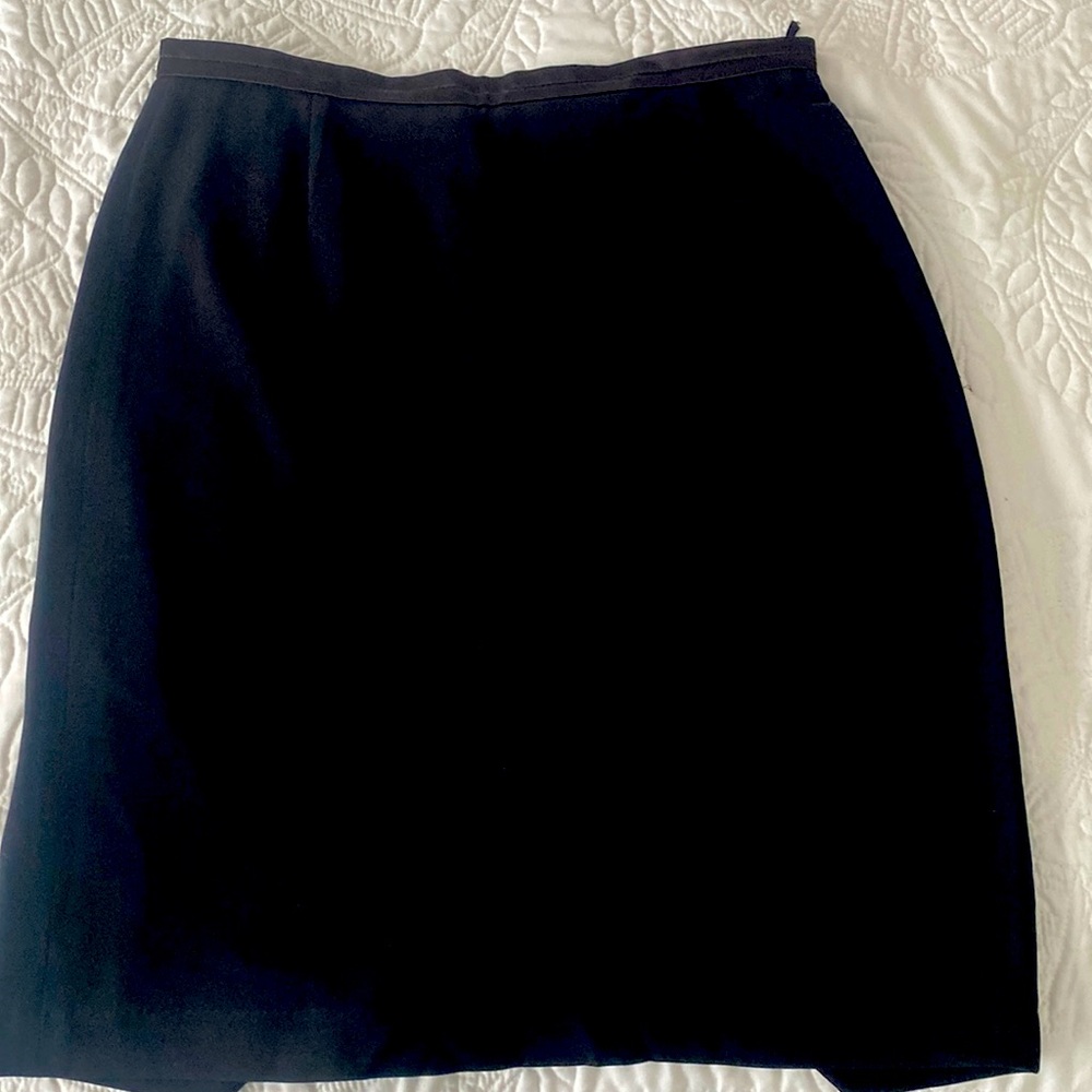 Black dressy suit skirt Max Mara